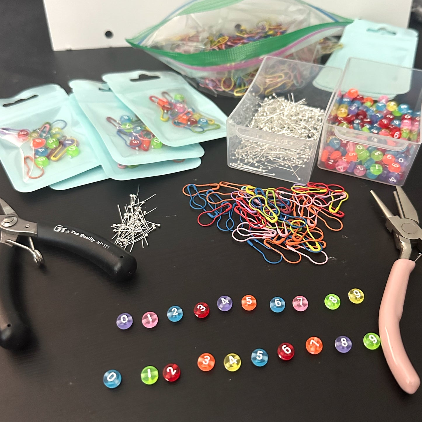 Numbered Stitch Markers (Set)