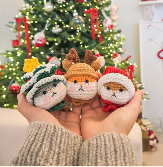 Yarn-a DIY Kits - Happy Cotton Christmas Hamster Keyring